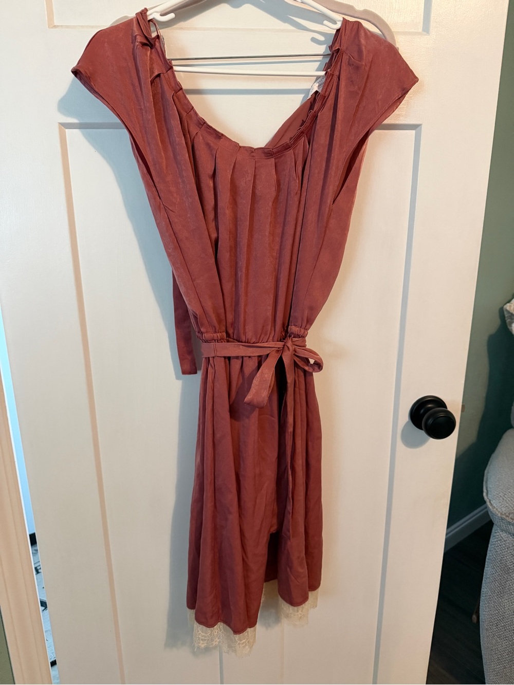 LC Lauren Conrad Mauve Tie-Waist Midi Dress